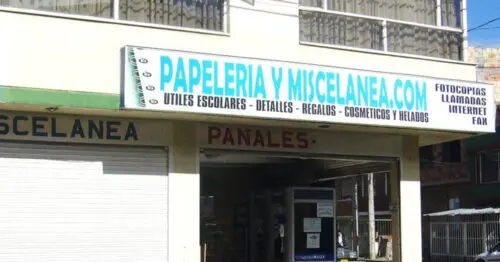 PAPELERIA Y MISCELANEACOM PAPELERIA Y MISCELANEACOM